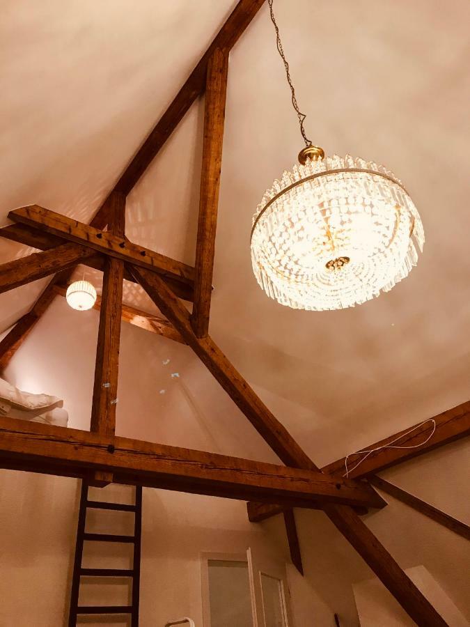 Charmantes Loft Mit Ganz Besonderem Flair FDH Екстериор снимка